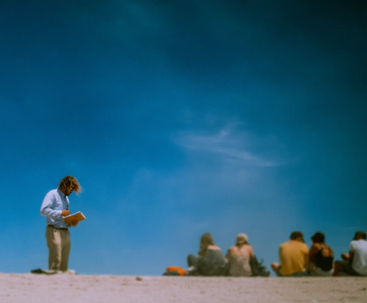 multiple languages journalist fika