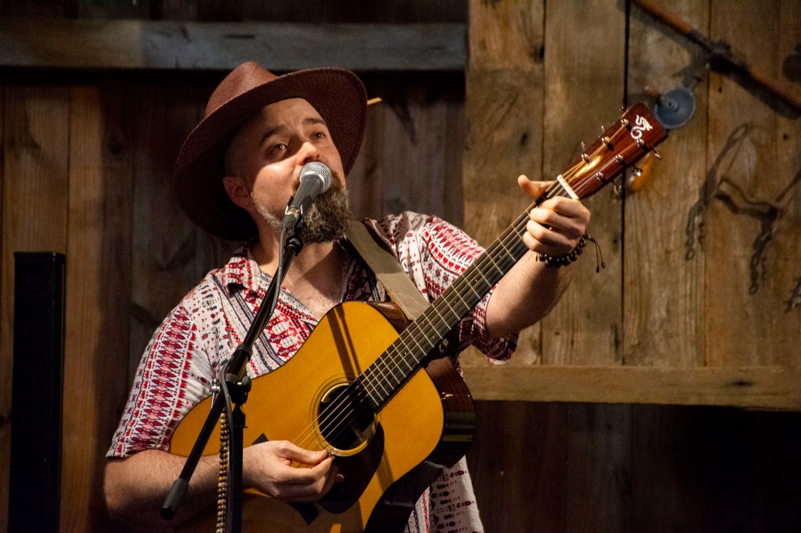 Past songwriter performing