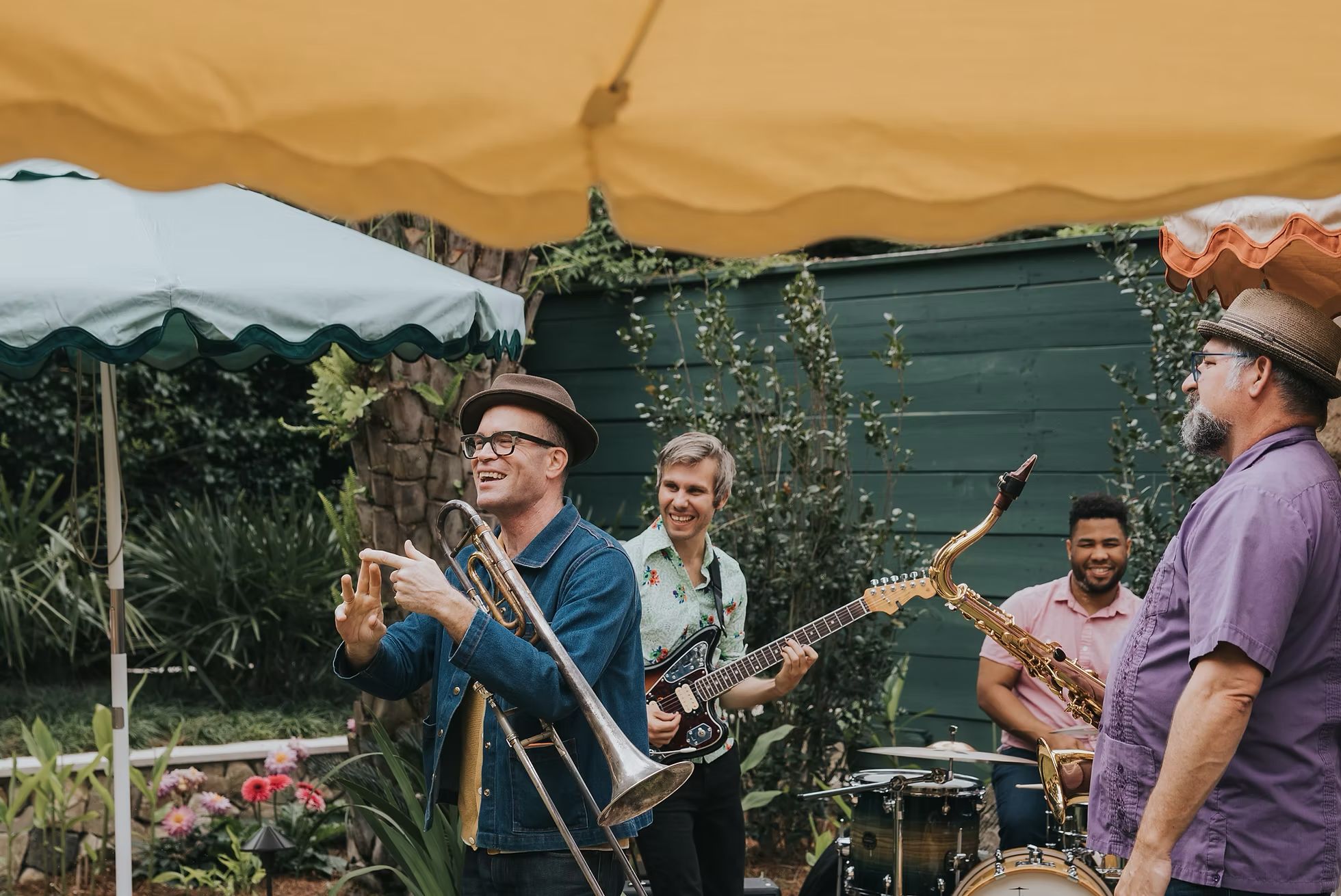 Charlie & The Tropicales