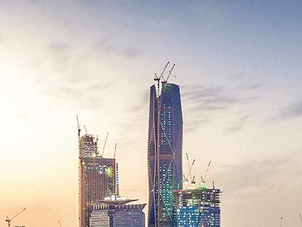 Hygienic stainless steel storage tanks