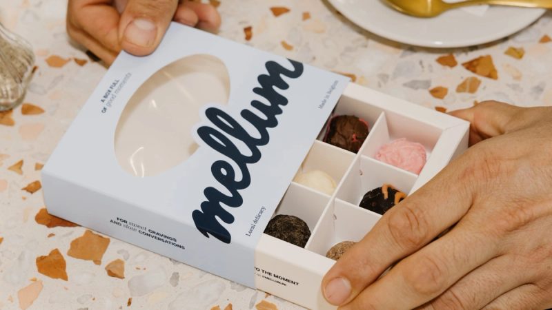 Confectionery assortment box