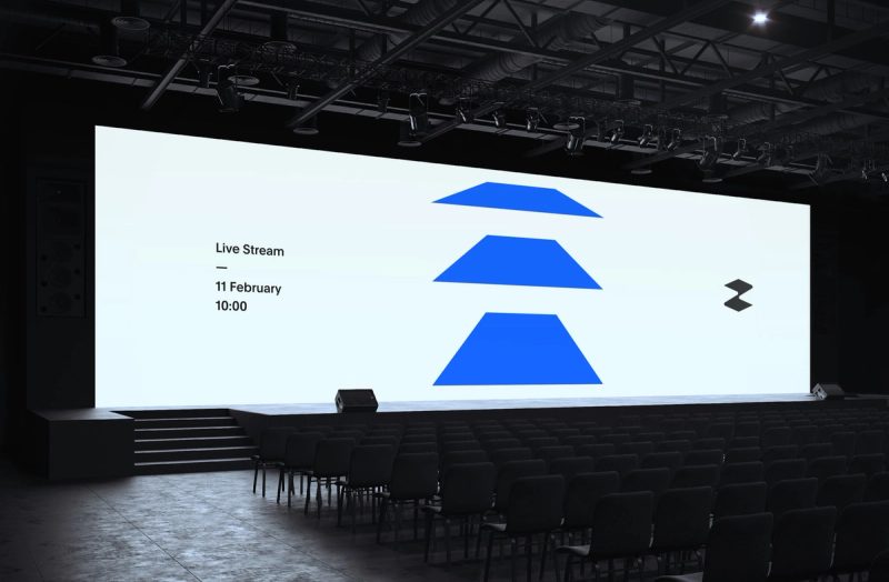 Event Screen with Live Stream Announcement
