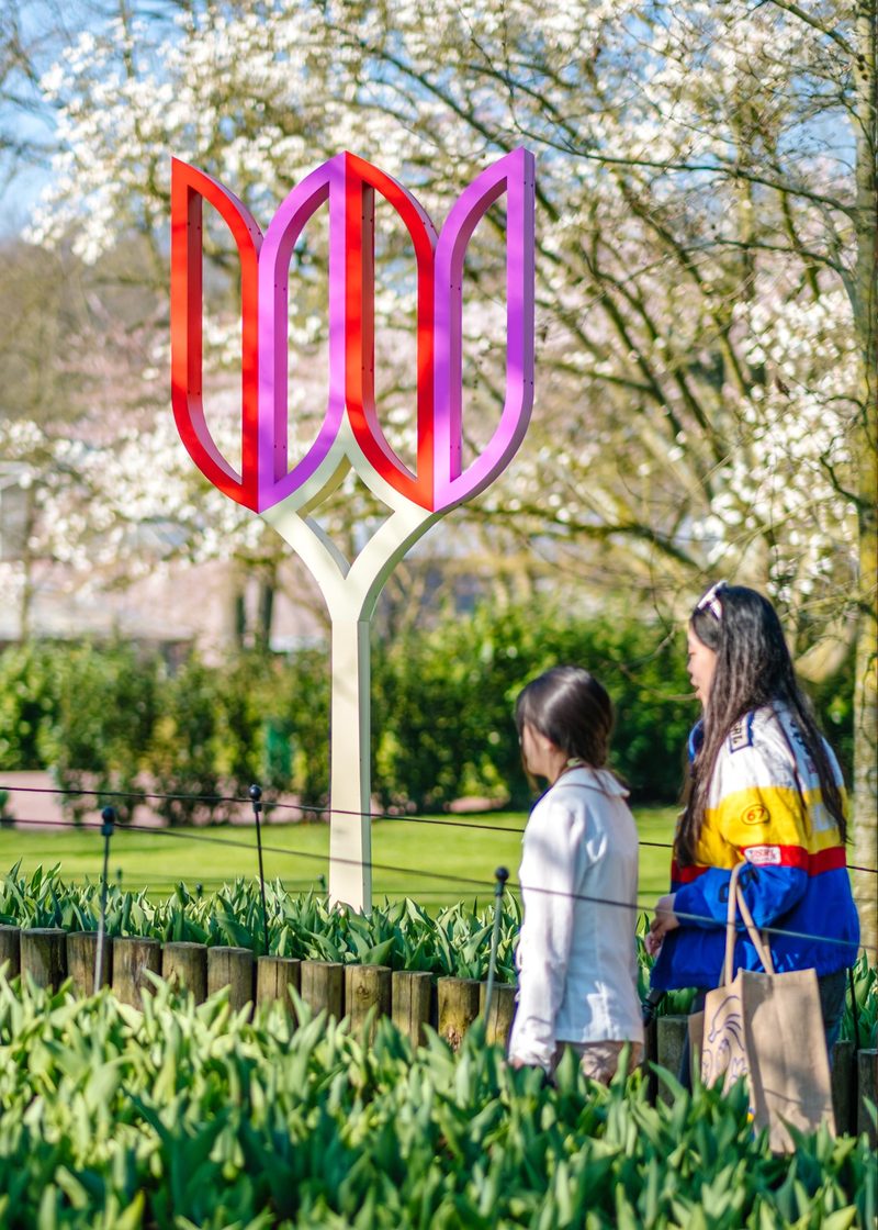 Symbol sculpture