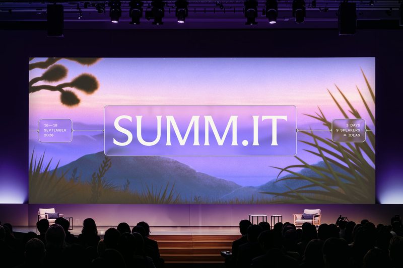 SUMM.IT stage