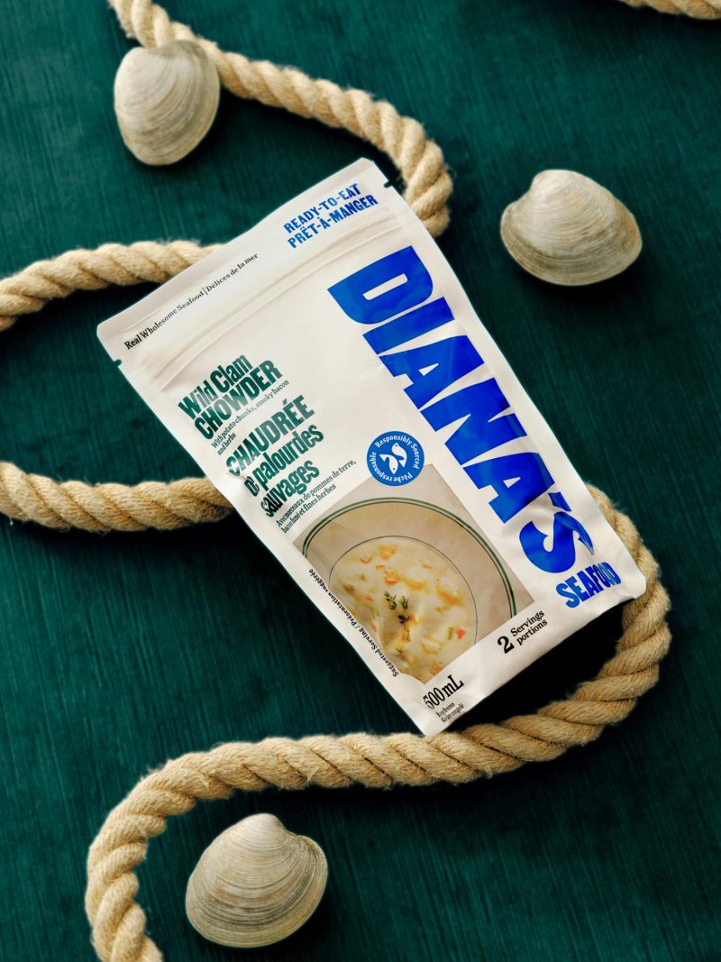 Clam pouch