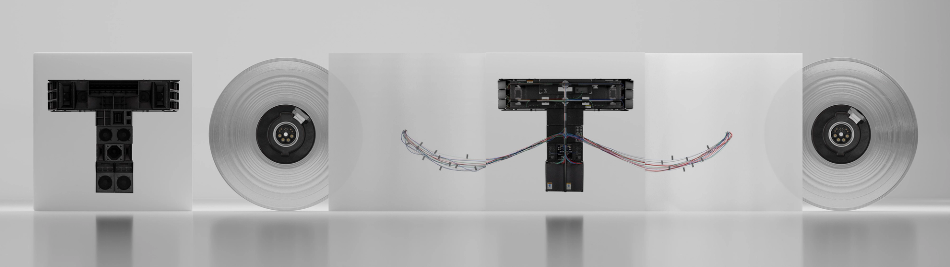 Wide render of the full TRAENCE vinyl set: front cover, two clear records and the opened gatefold with its cables.