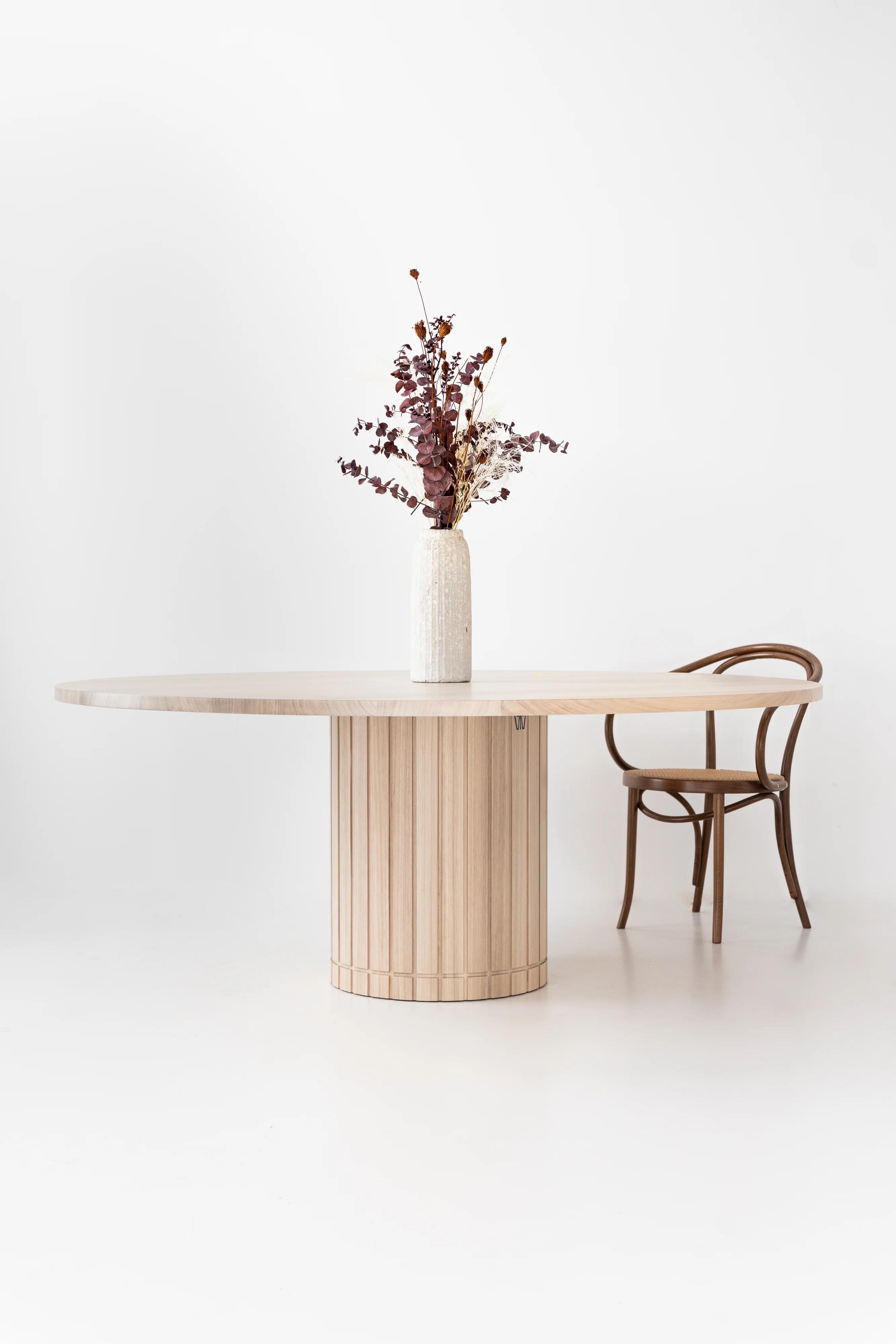 Apolune Round Table Round Dining Table