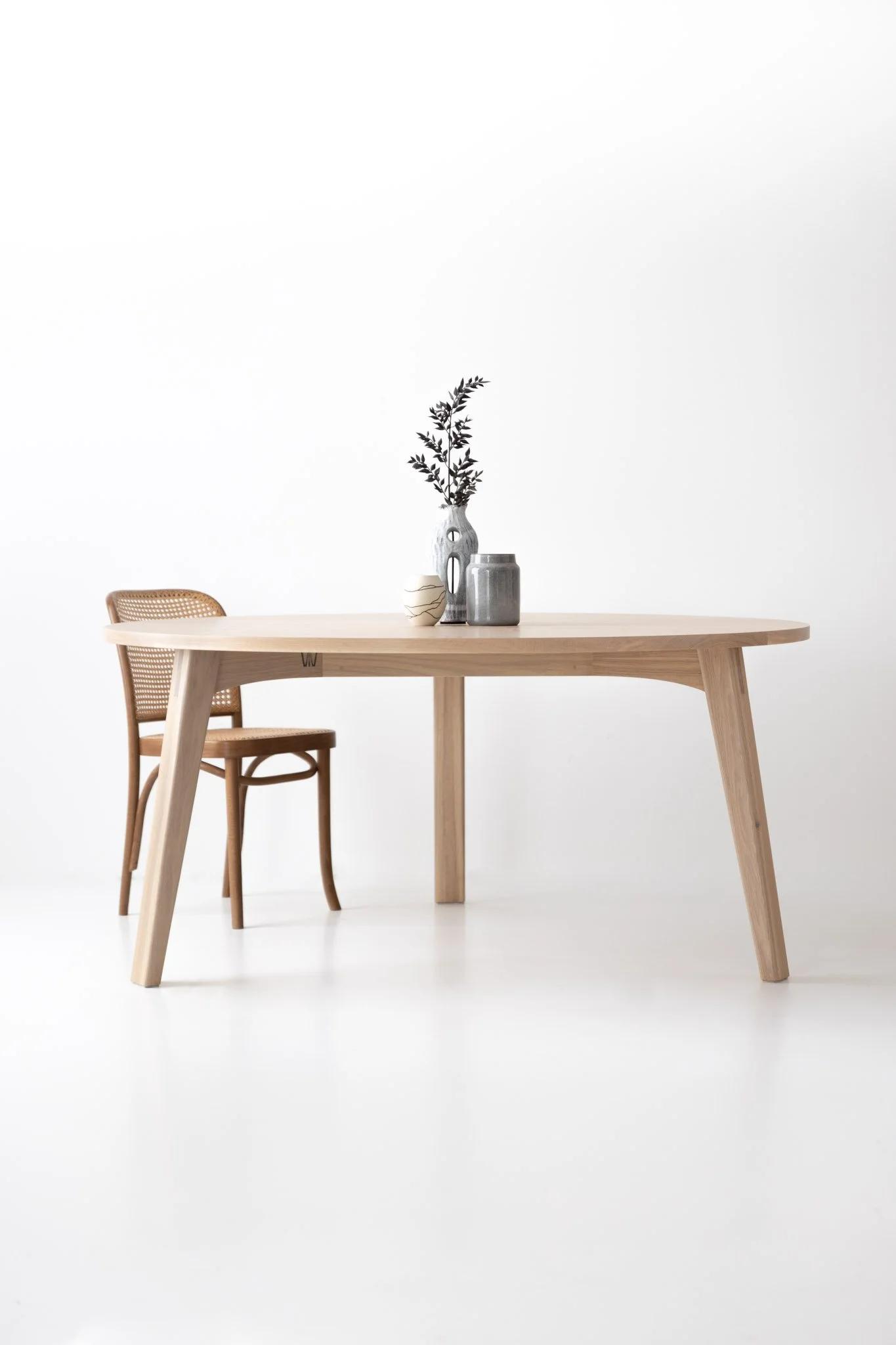 Pecoraro Round Table Round Dining Table