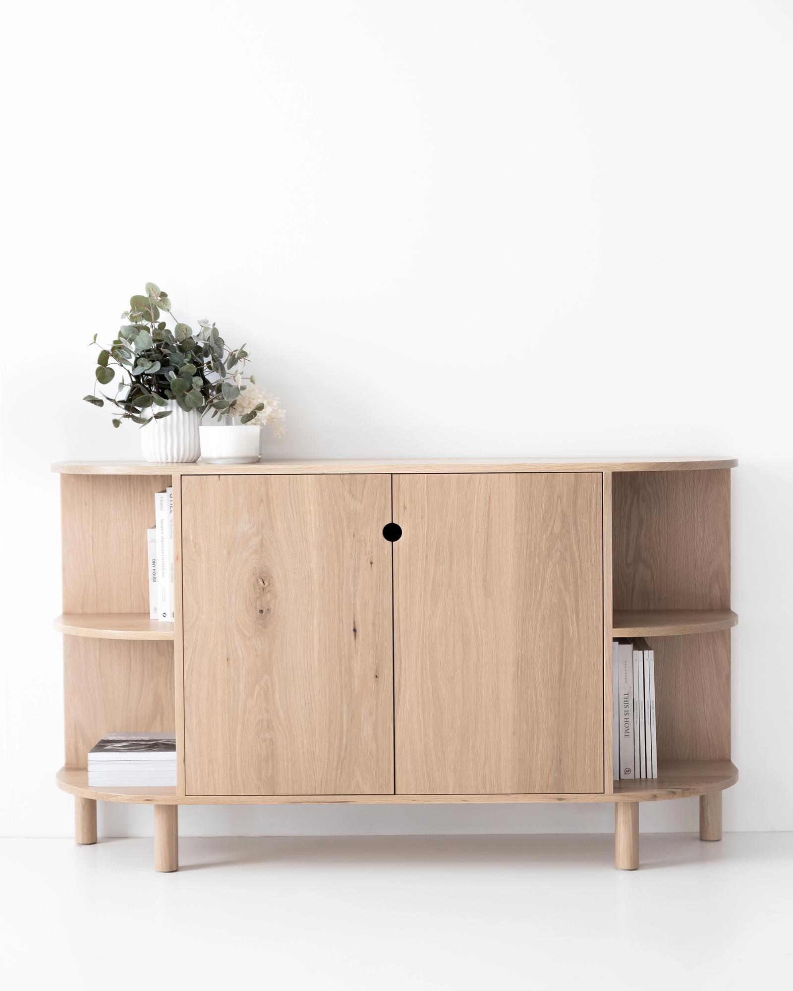 Espera Credenza in solid timber, full view