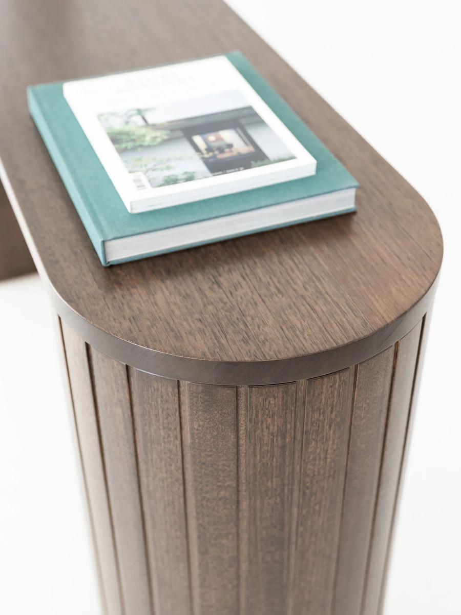 Tasmanian Oak Smoked finish