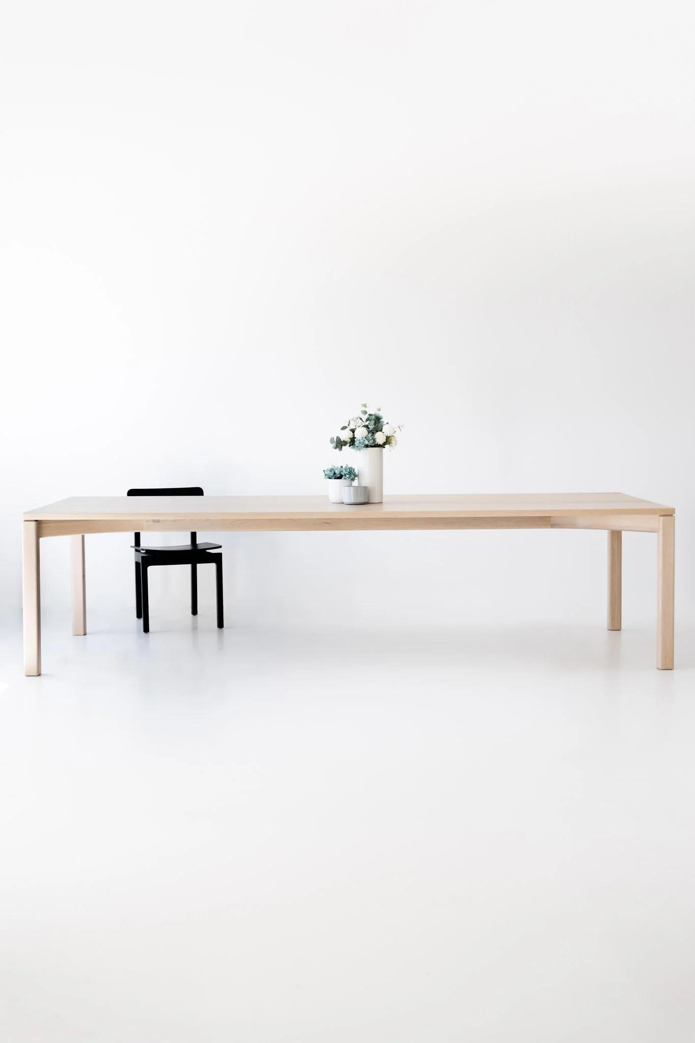 Arquer Dining Table Dining Table