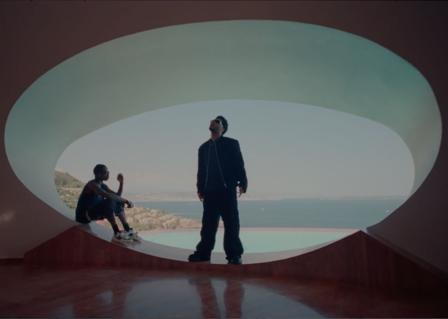 K-POP Video – TRAVIS SCOTT