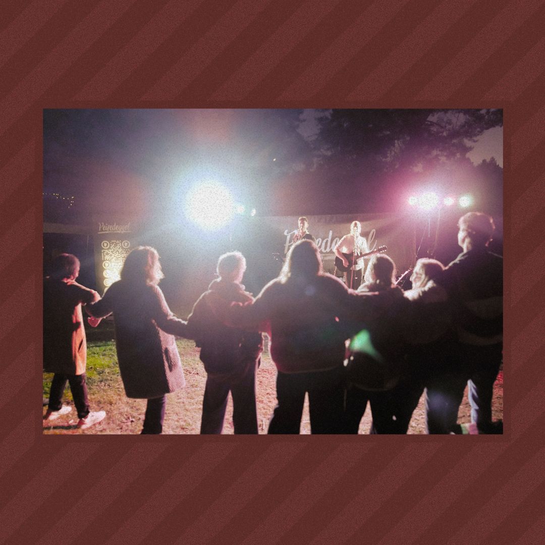 30. August 2025 Waldkonzert des @MusikvereinLauterbach Scherf-Ranch, Lauterbach  #Peifedeggel #Akustik #Gitarrenmusik #Waldkonzert #MusikvereinLauterbach #Lauterbach #Musikverein #SchönesWetter #Zelt #Segel #Livemusik #Konzert #Saar #Saarland #Musikantenland #Kusel #Kusellied #Völklingen #Warndt #Live #Laudabach #FritzWunderlich #Bäume #Alpaca