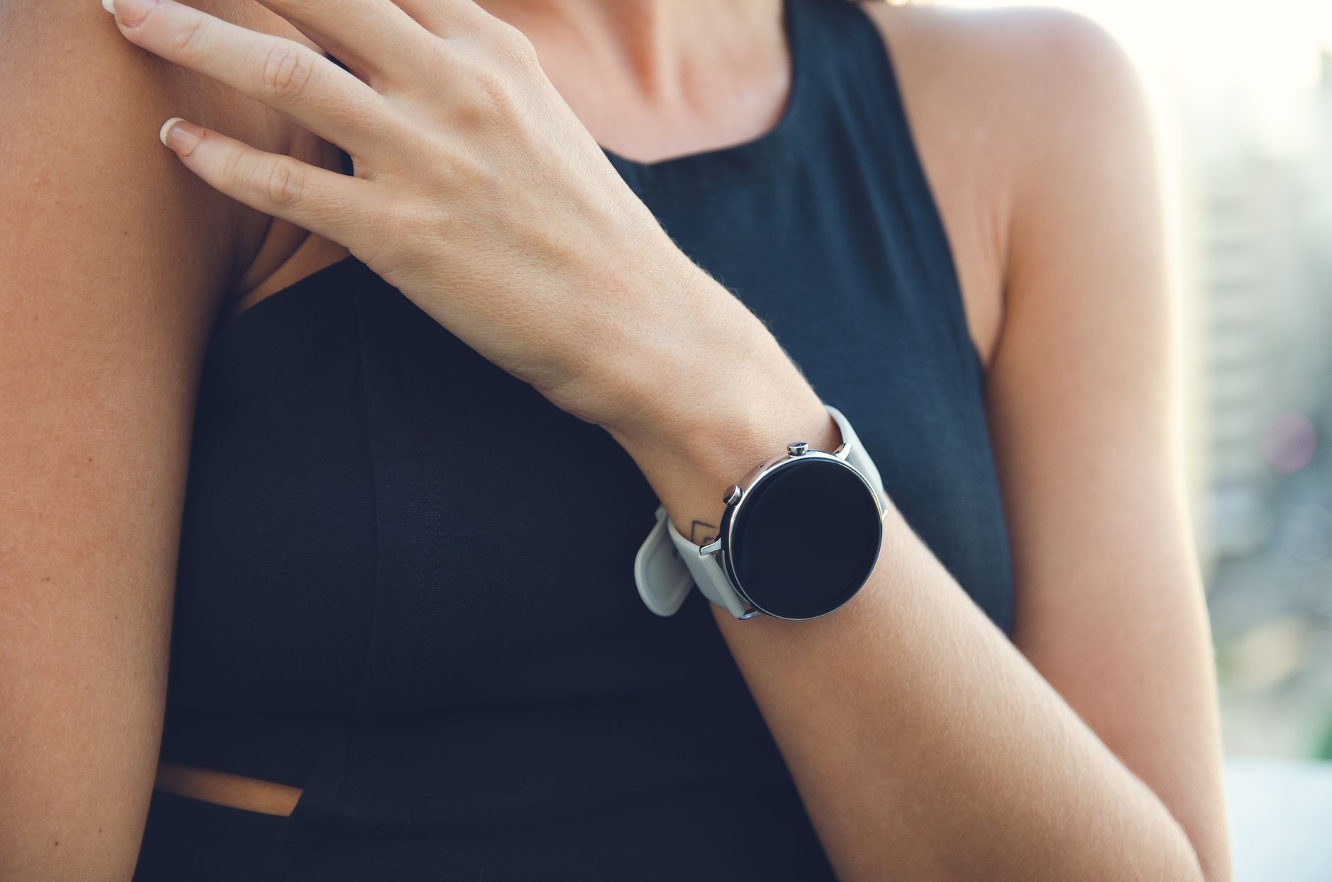Samsung demonstruje kunszt smartwatcha Gear S3 w nowym video