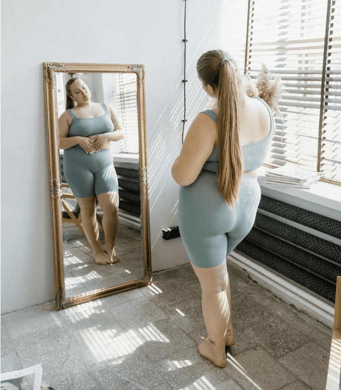 plus size model having body image issues