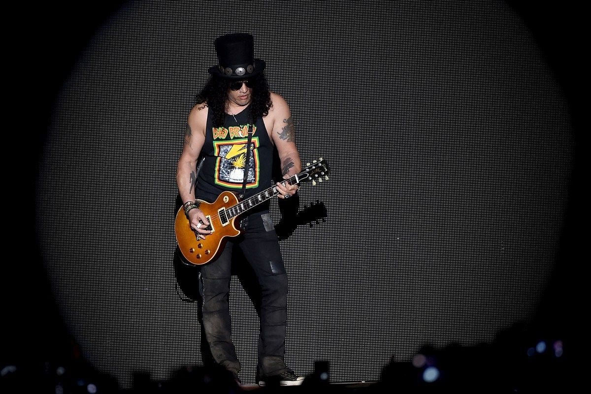 Slash Reveals the True Origin Story of 'Sweet Child O' Mine' Riff - 'It Wasn't a Warm-Up Exercise'