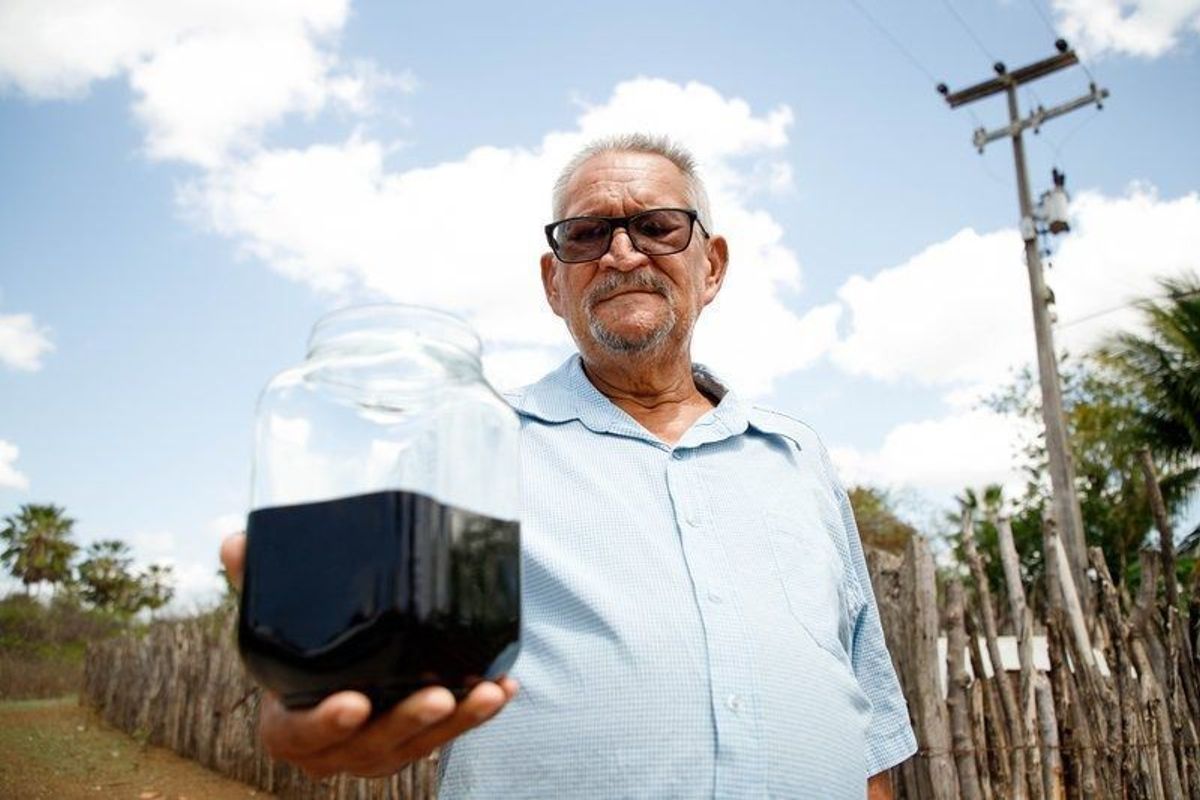 Agricultor que pode ter encontrado petróleo tem risco de