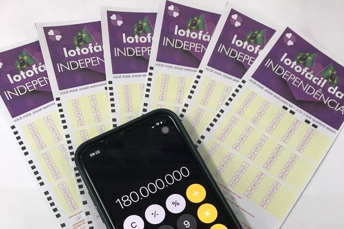 Loteria: mulher pensa estar milionária, avisa família, mas ganhou R$ 6