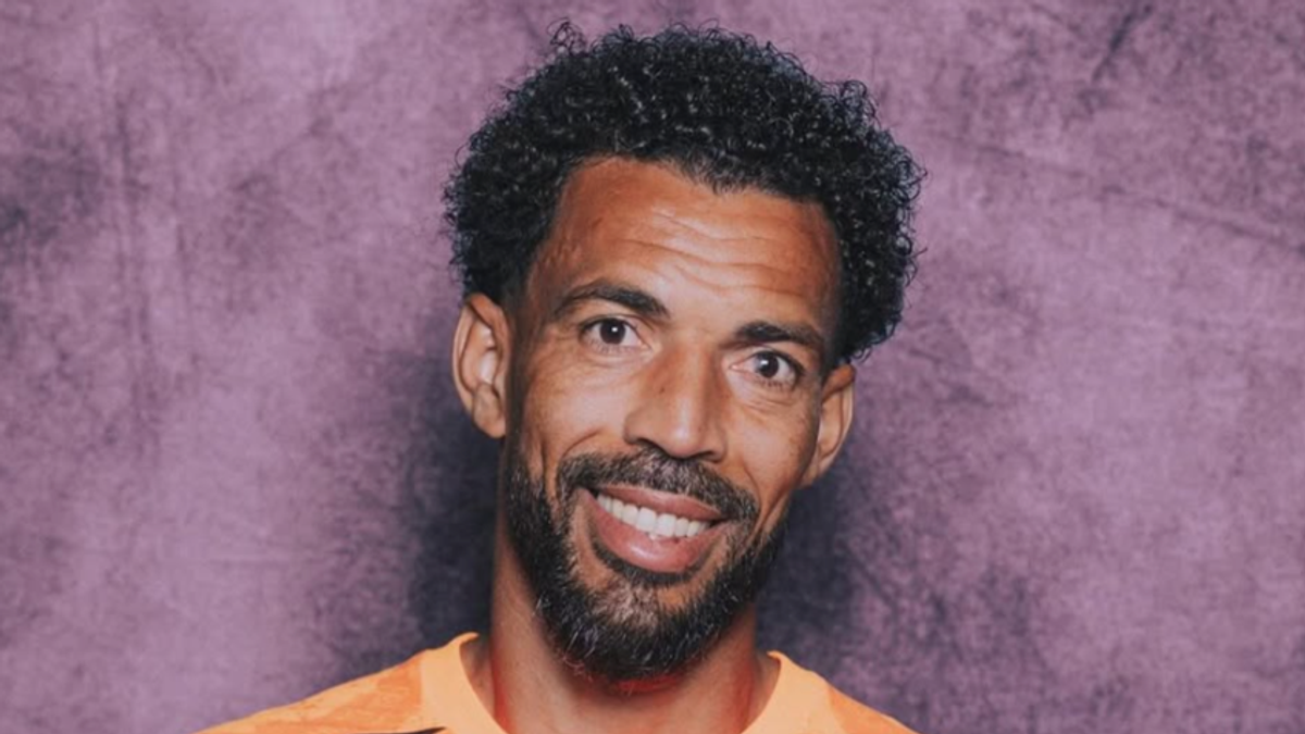Após empate com Espanha, goleiro de Cabo Verde ganha 2 mi de seguidores