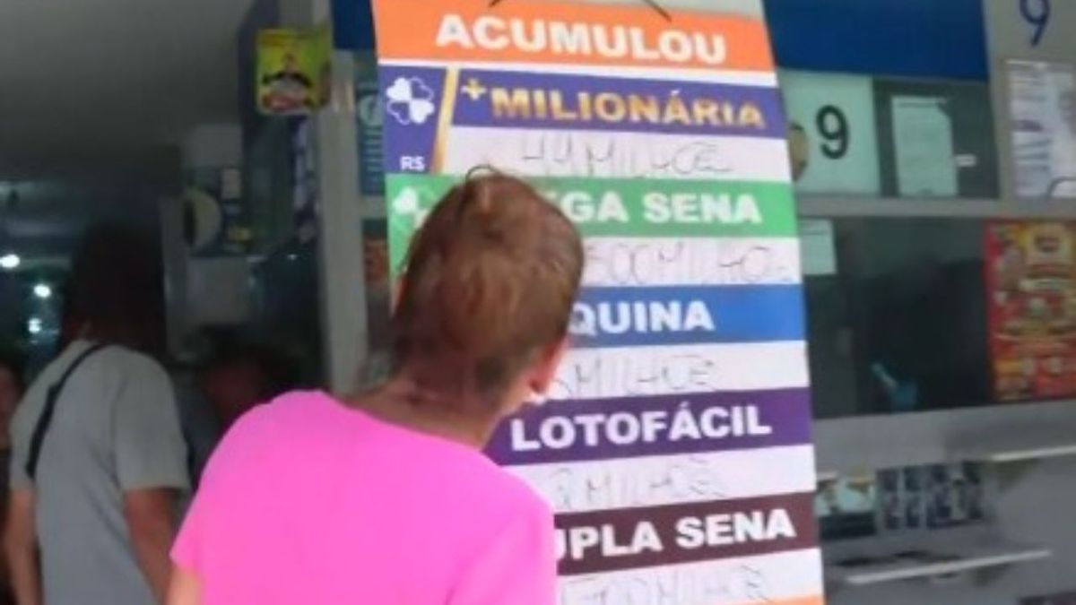 Vídeo: Mulher viraliza após dizer ao vivo que usaria prêmio de R$ 8,9 milhões para 'fazer guerra mundial'