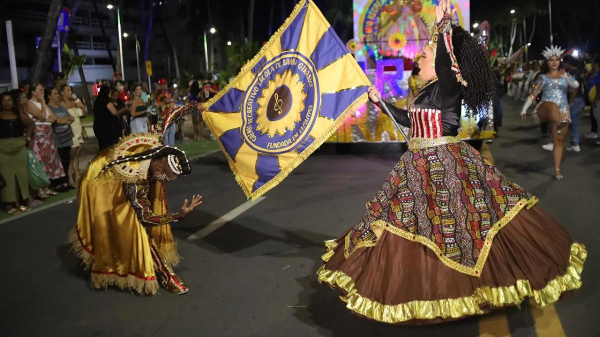 O samba que conquista estrangeiros e se torna trilha do 'Brazil Core' no Rio