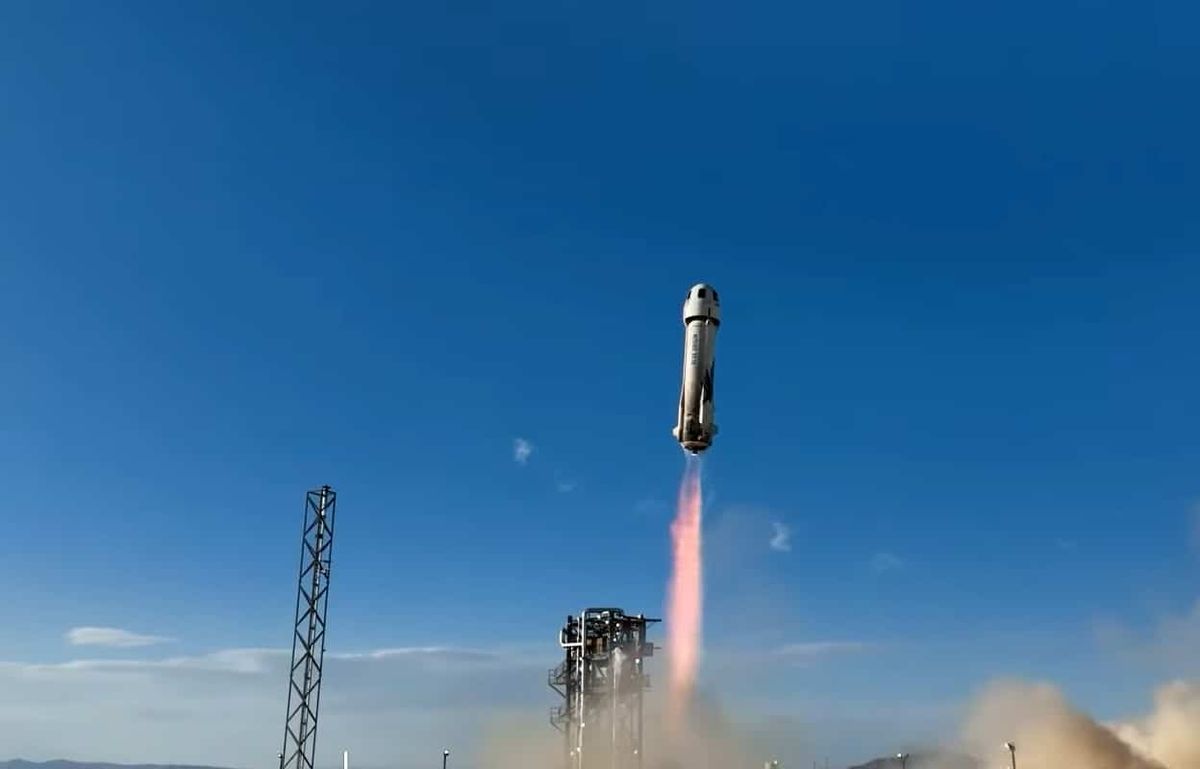 Sucesso! Blue Origin faz 5º voo suborbital e Victor Hespanha se torna o segundo brasileiro a ir para o espaço