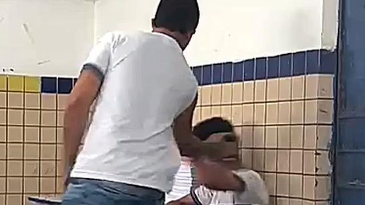 Adolescente é apreendido após agredir colega com tapas e chutes dentro de sala de aula em Custódia (PE)