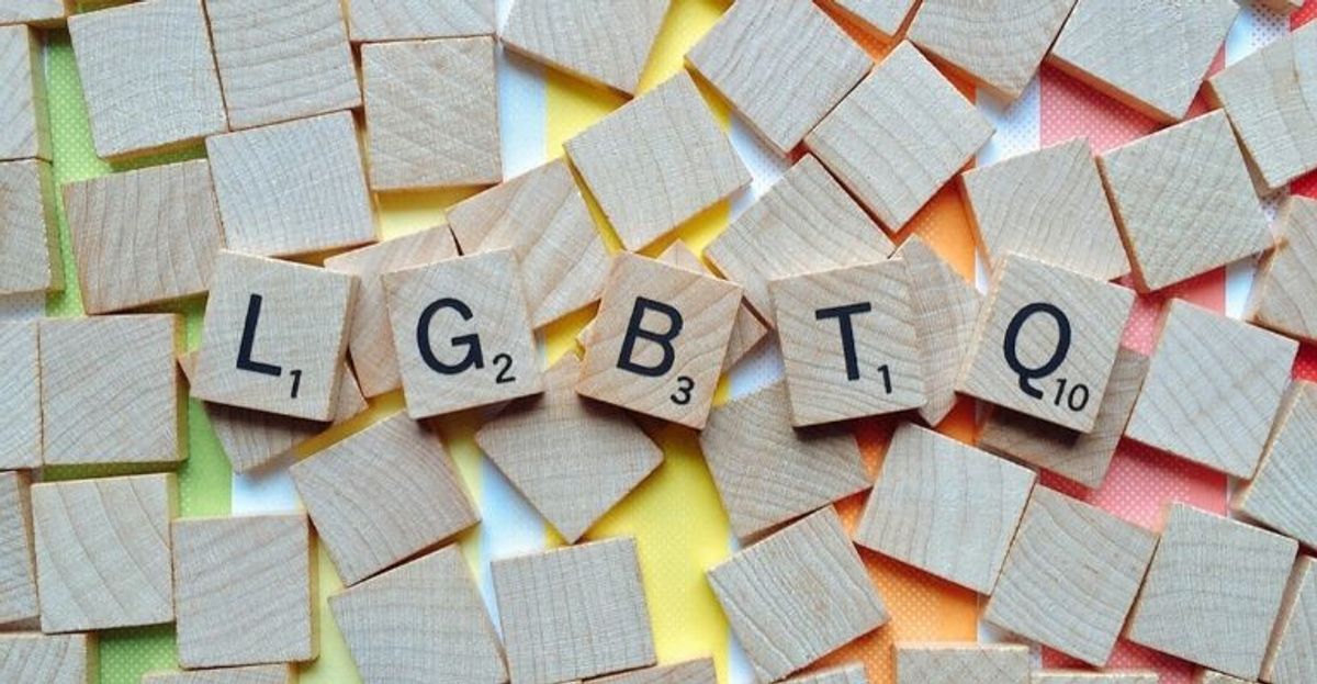 Saiba o significado das gírias criadas pela comunidade LGBTQIA+