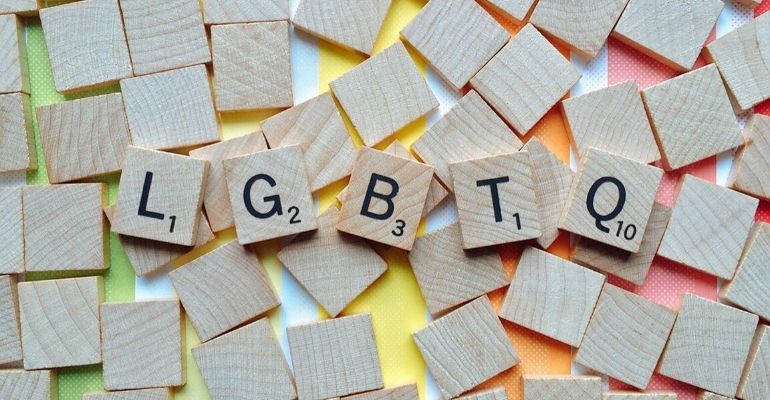 Saiba o significado das gírias criadas pela comunidade LGBTQIA+