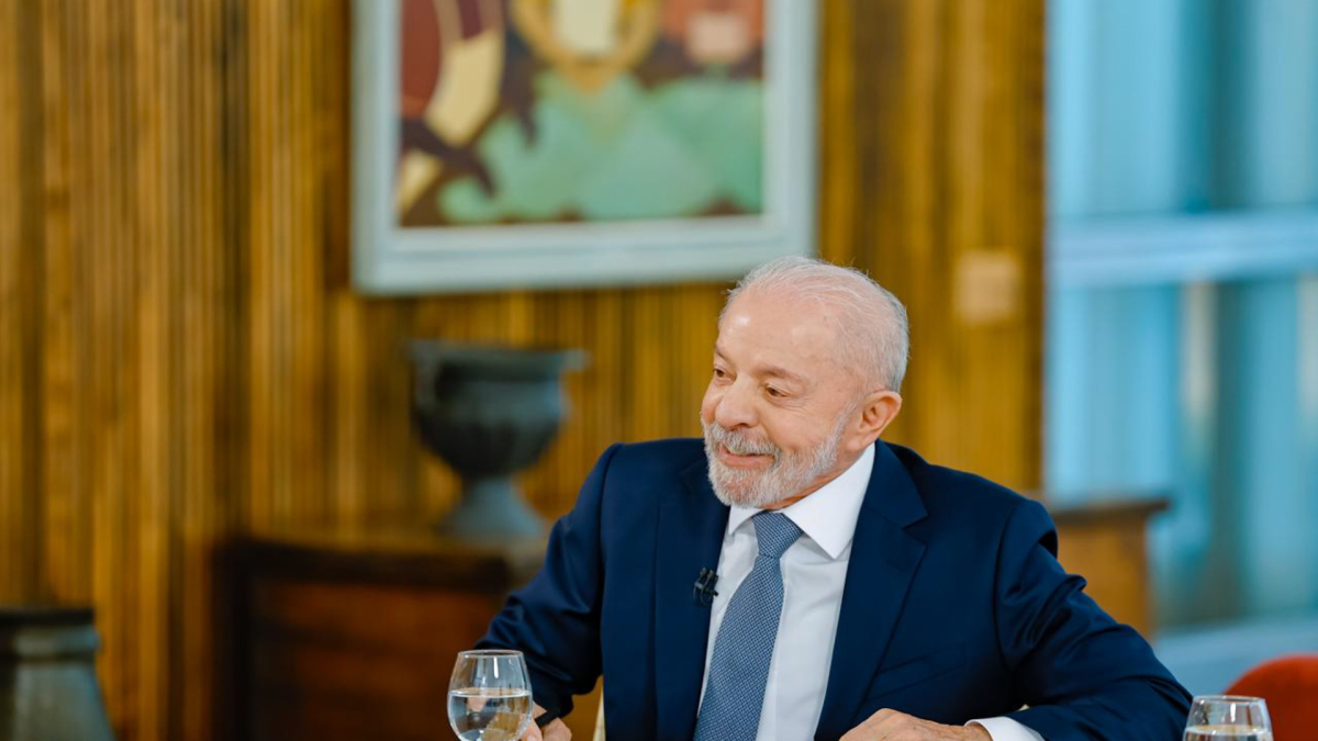 "Se me deu whisky, já bebi", diz Lula sobre advogado de Vorcaro