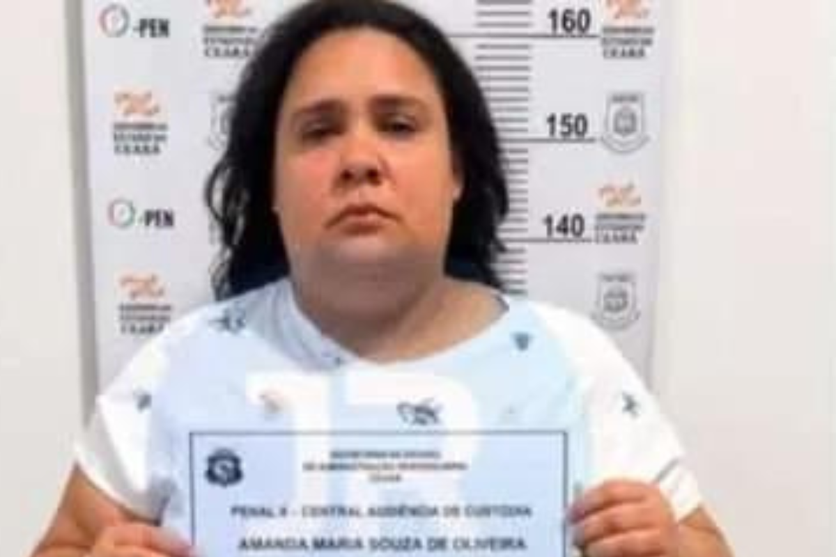 Polícia de SC prende mulher de 37 anos que fingia ter 12 para enganar família adotiva