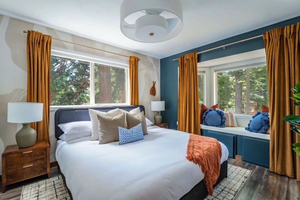 The Snowshoe Bedroom