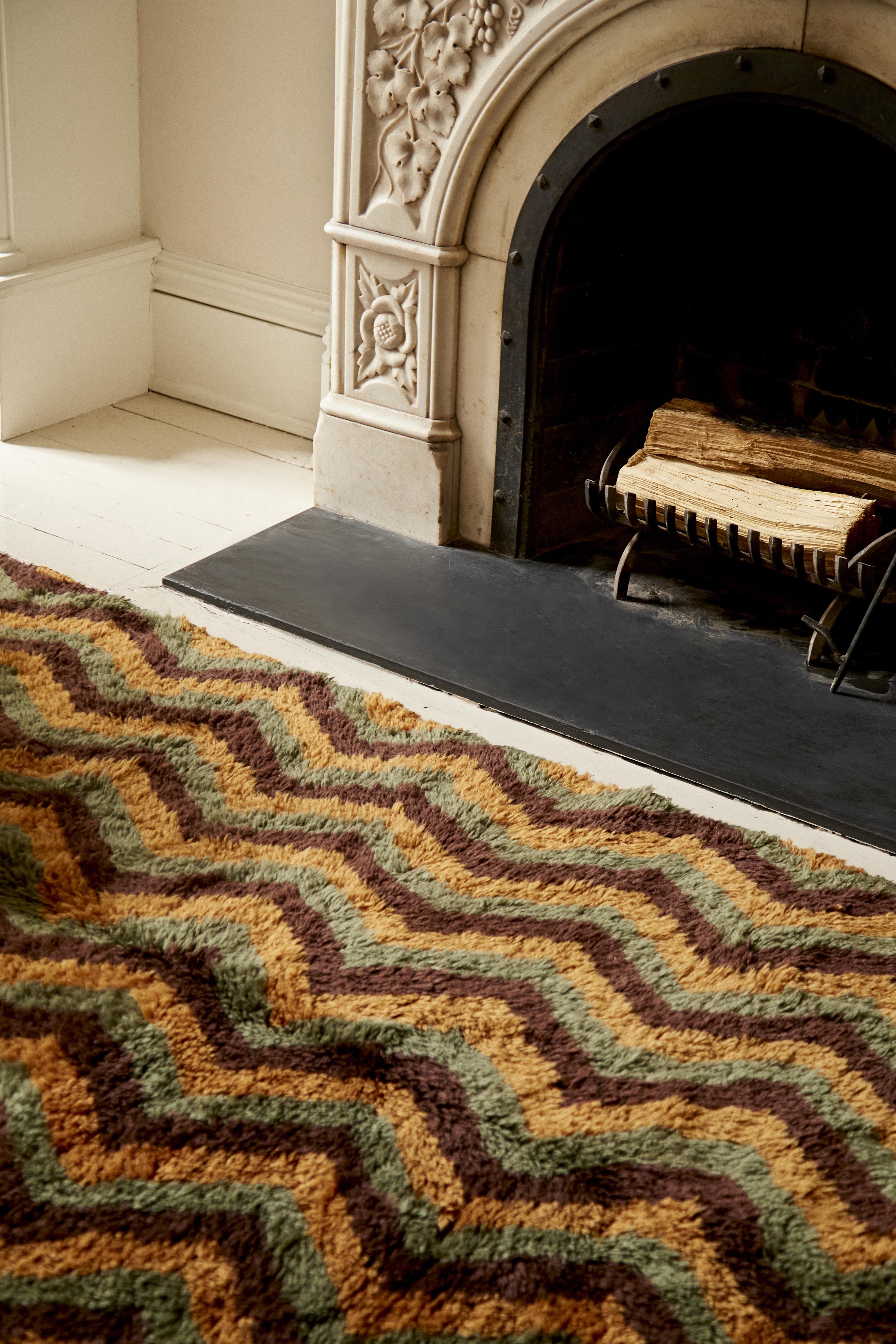 theory セオリー　BELIZE NEST WASHED 毛皮コヨーテ Ayaz Sage Green + Chocolate Brown + Ochre - Beni Rugs