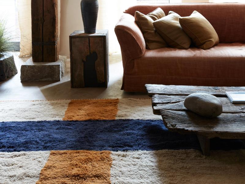 008 rug in living room. 