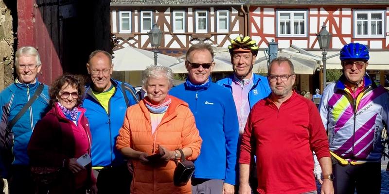 Genussradeln mit geballter Lebenserfahrung – RV 1911 Rosbach rollt nach Braunfels