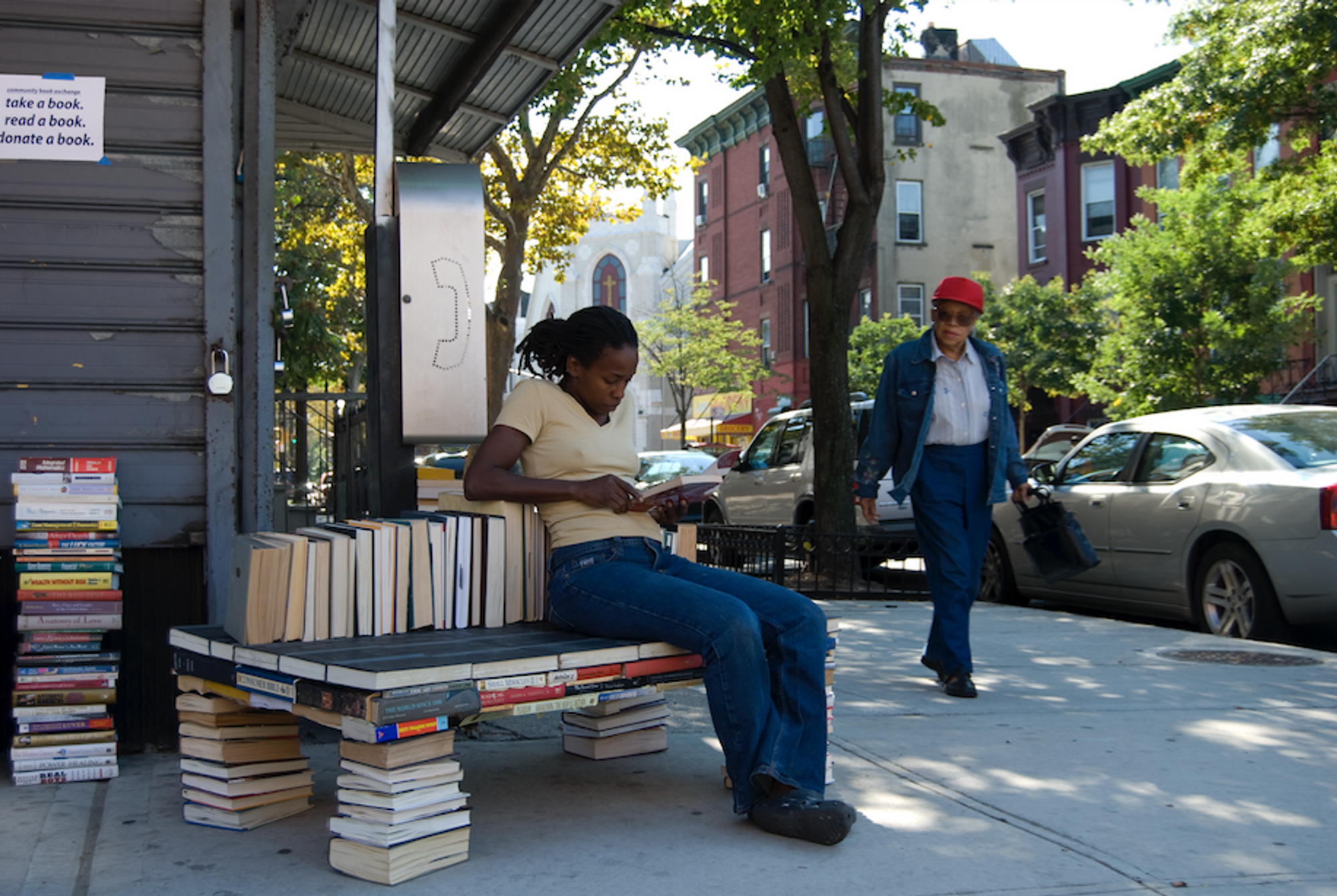 Stephanie Dinkins, The Book Bench Project, 2007