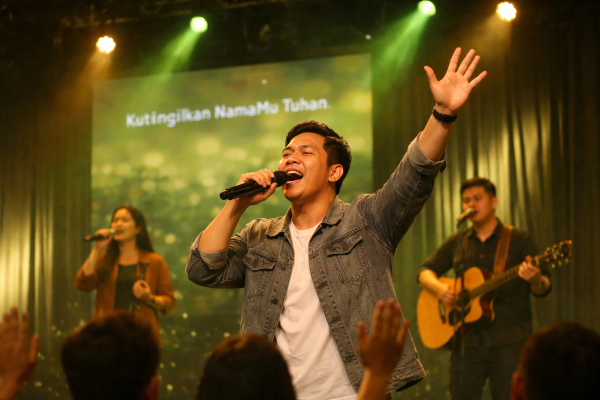 Gita Sorga Bergema - Dari Pulau Dan Benua