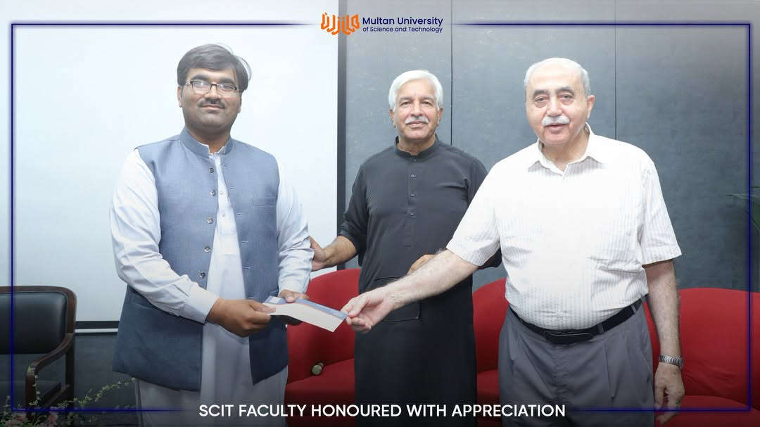 SCIT Faculty Honoured by Board of Governors for Excellence and Contribution — image 1