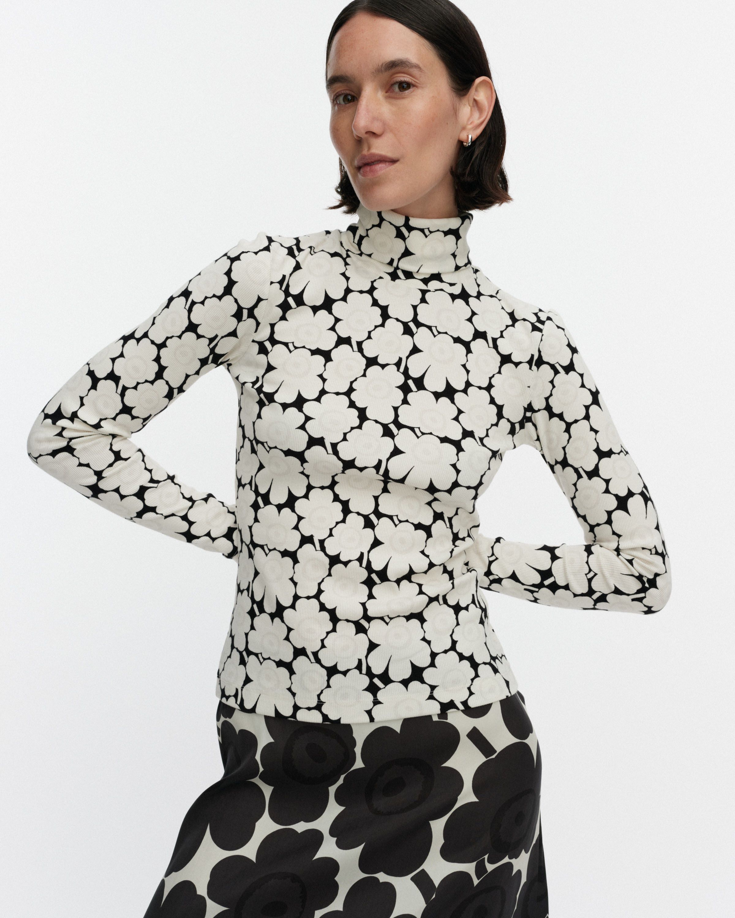 Emali Unikko Turtleneck shirt | Marimekko