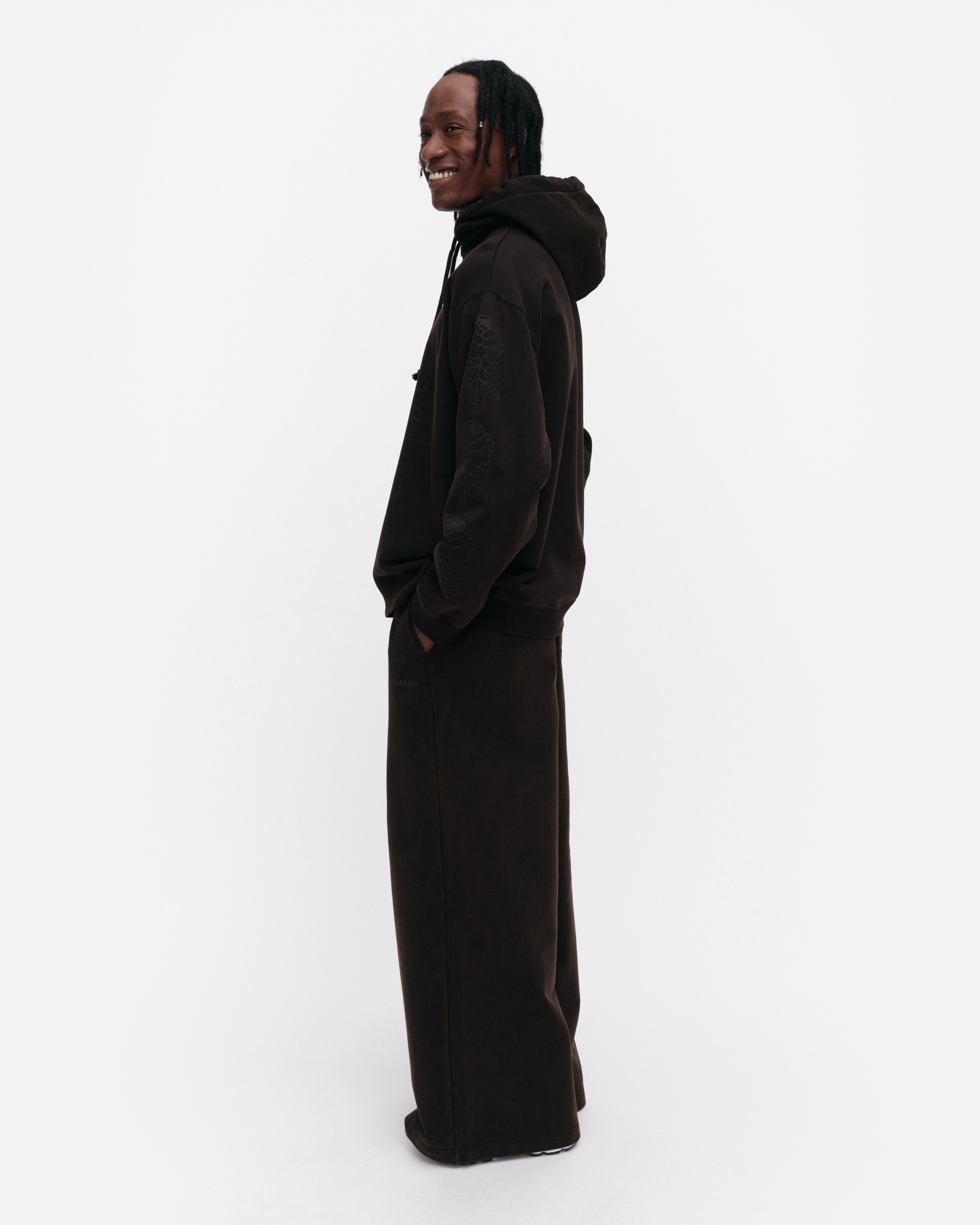 Sanoma Vihkiruusu Placement, Kioski hoodie, dark brown, grey,