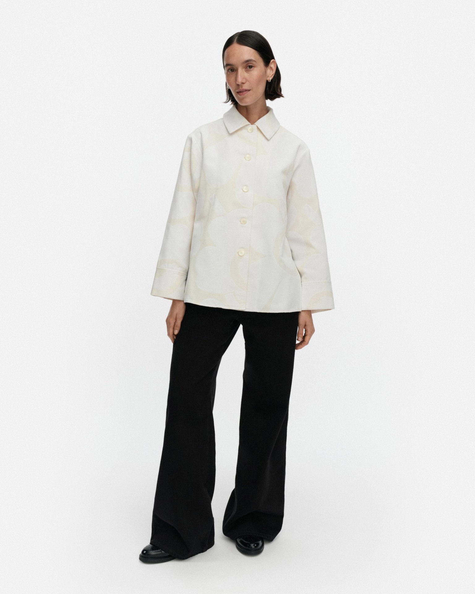 Ladonta Unikko, Shirt, white, off white,
