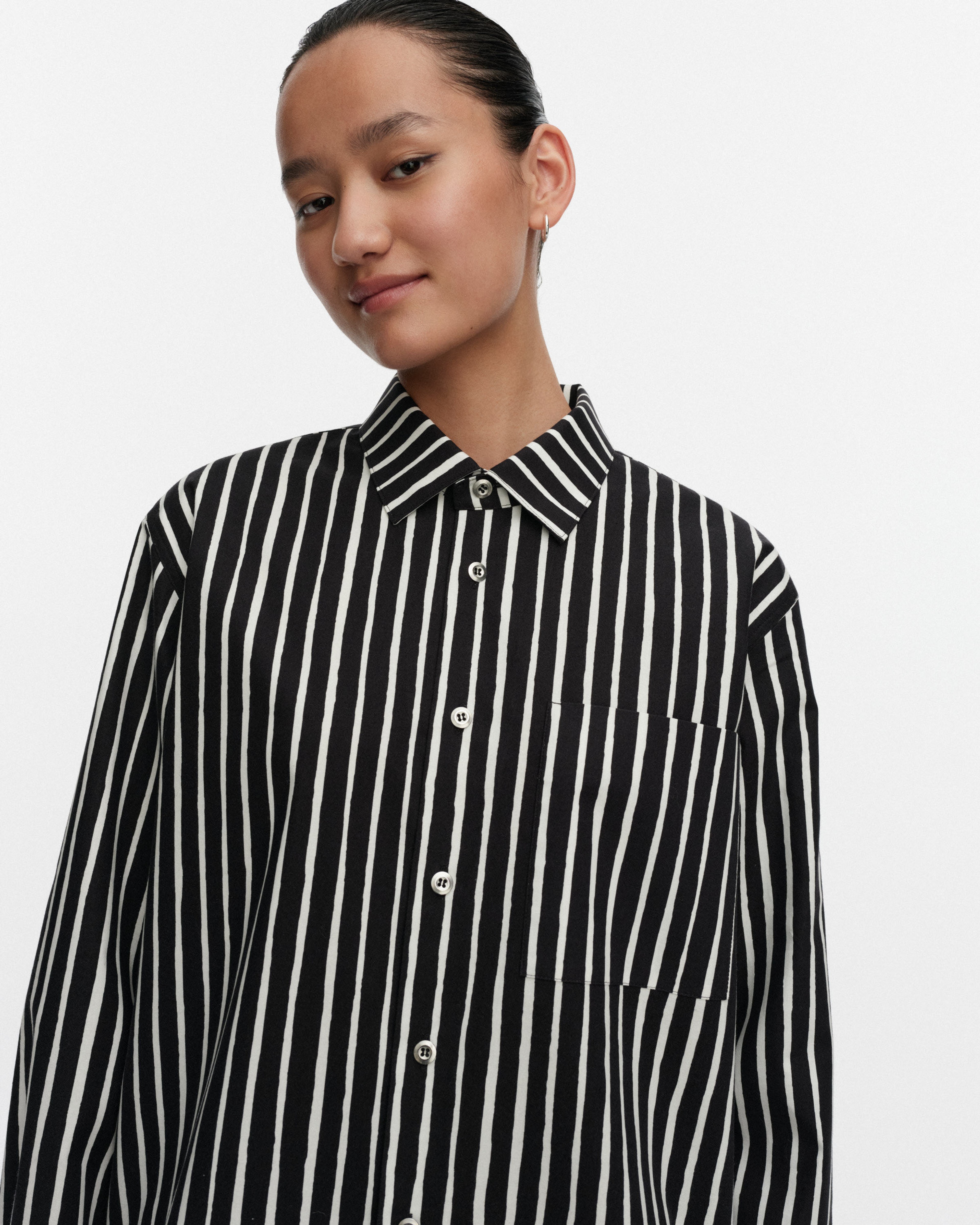 Jokapoika, Kioski cotton shirt, black, white,