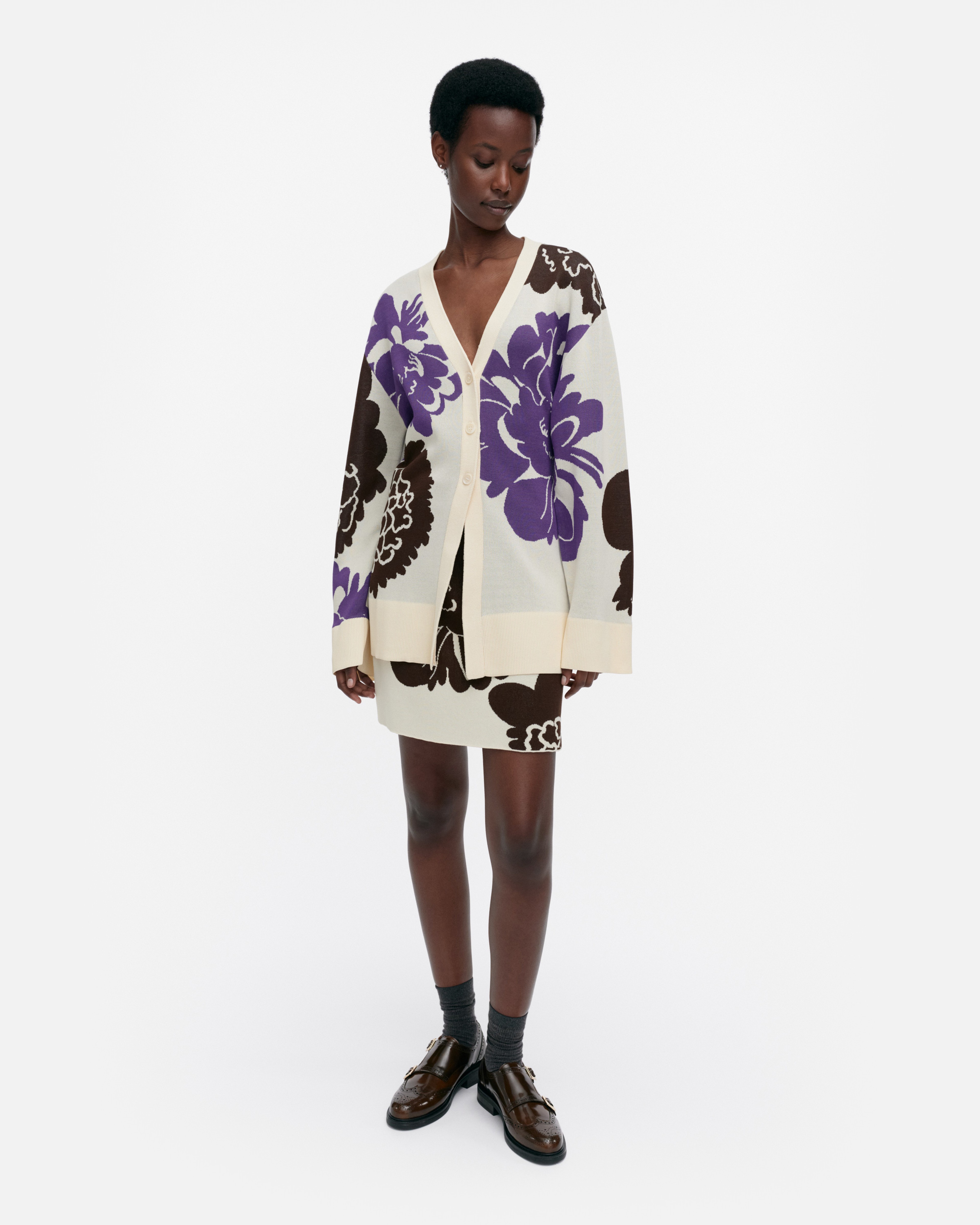 Lumoava Pioni, Knitted cardigan, light beige, brown, violet,