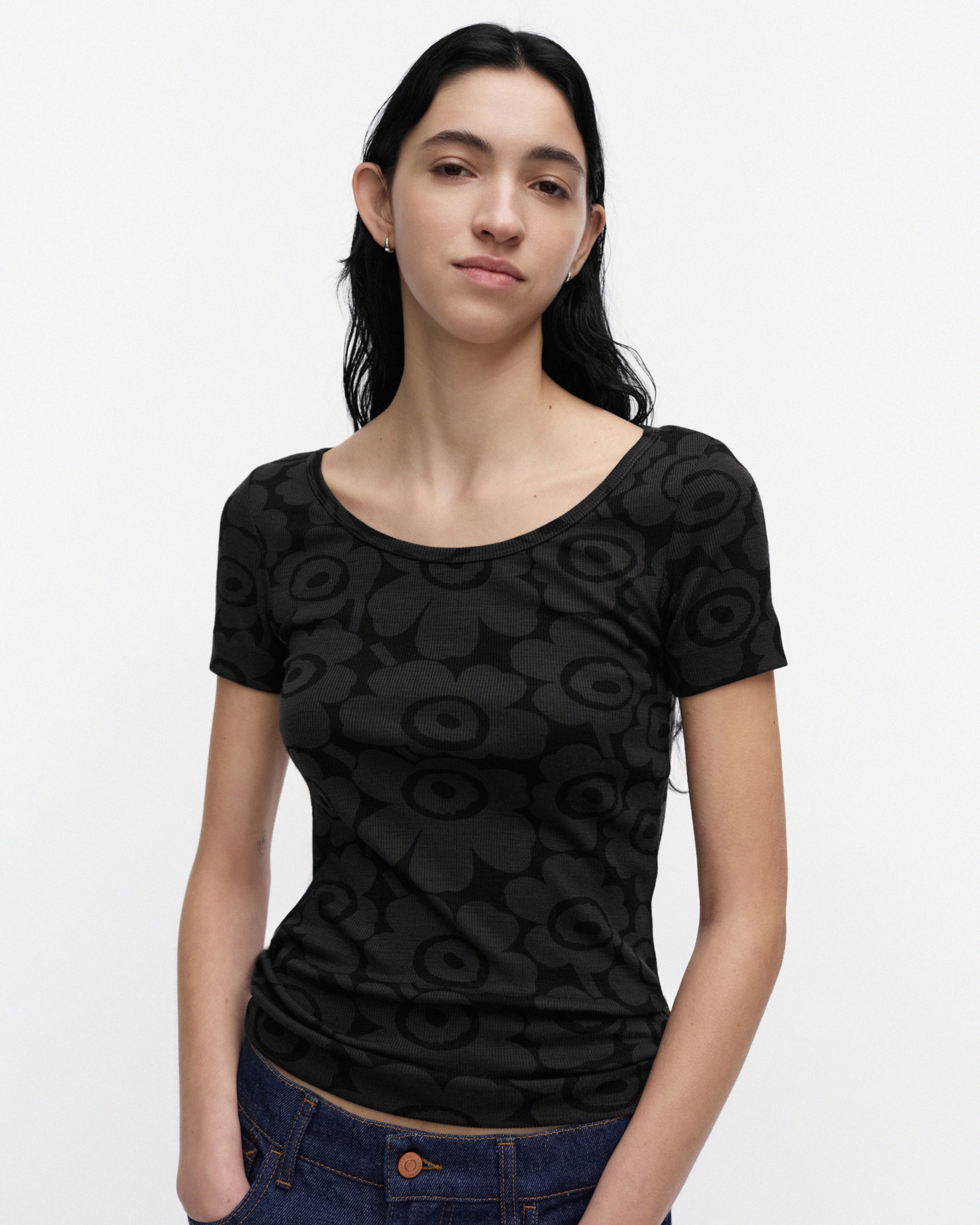Liituma Unikko, Wool rib t-shirt, black, dark grey,