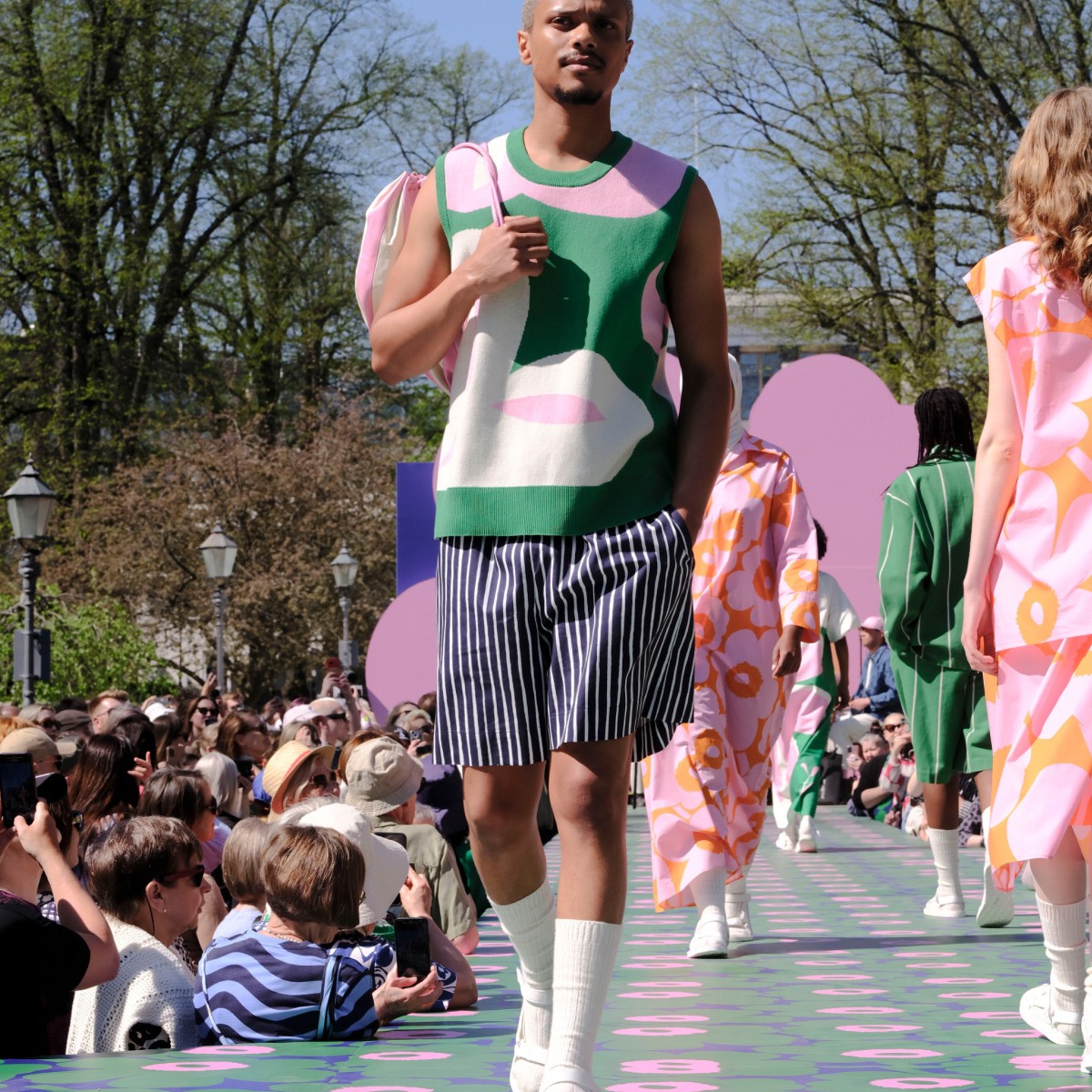 Model wearing vest, Jokapoika shorts and Karla bag.