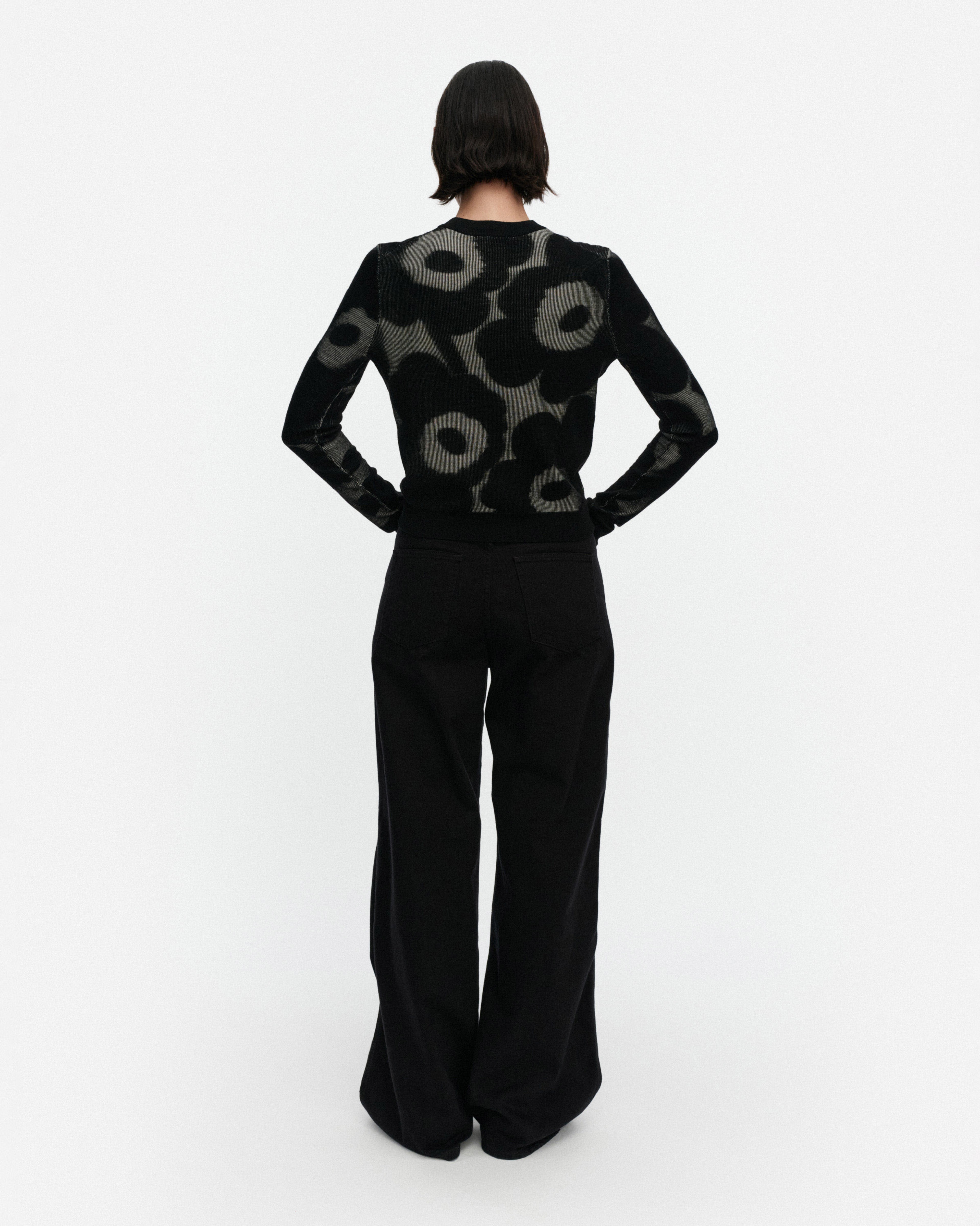 Innoittaa Unikko, Knit cardigan, black, light pink,