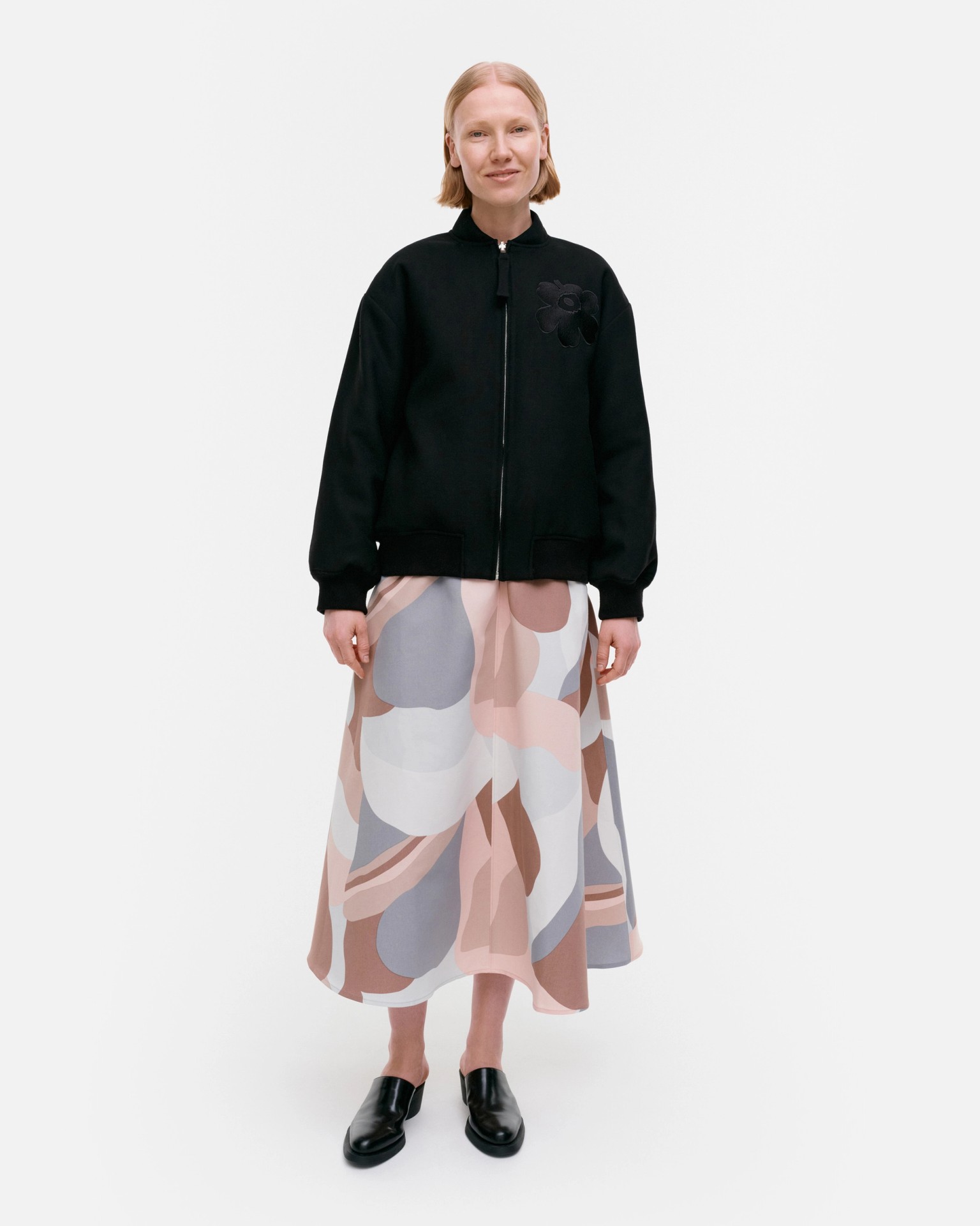 Monumentti Solid, Wool bomber jacket, black,