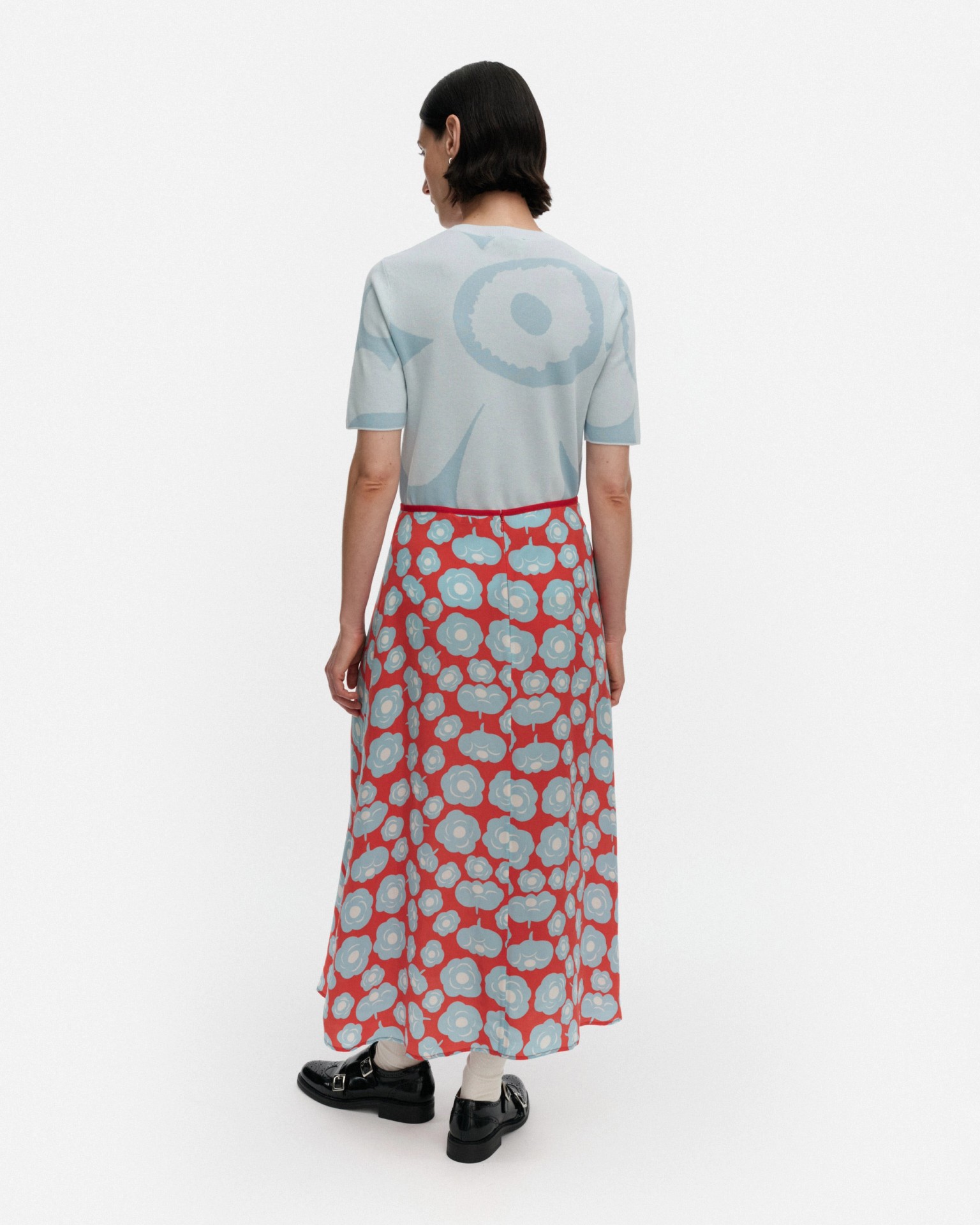 Edetä Tumma, Skirt, light blue, red, off-white,