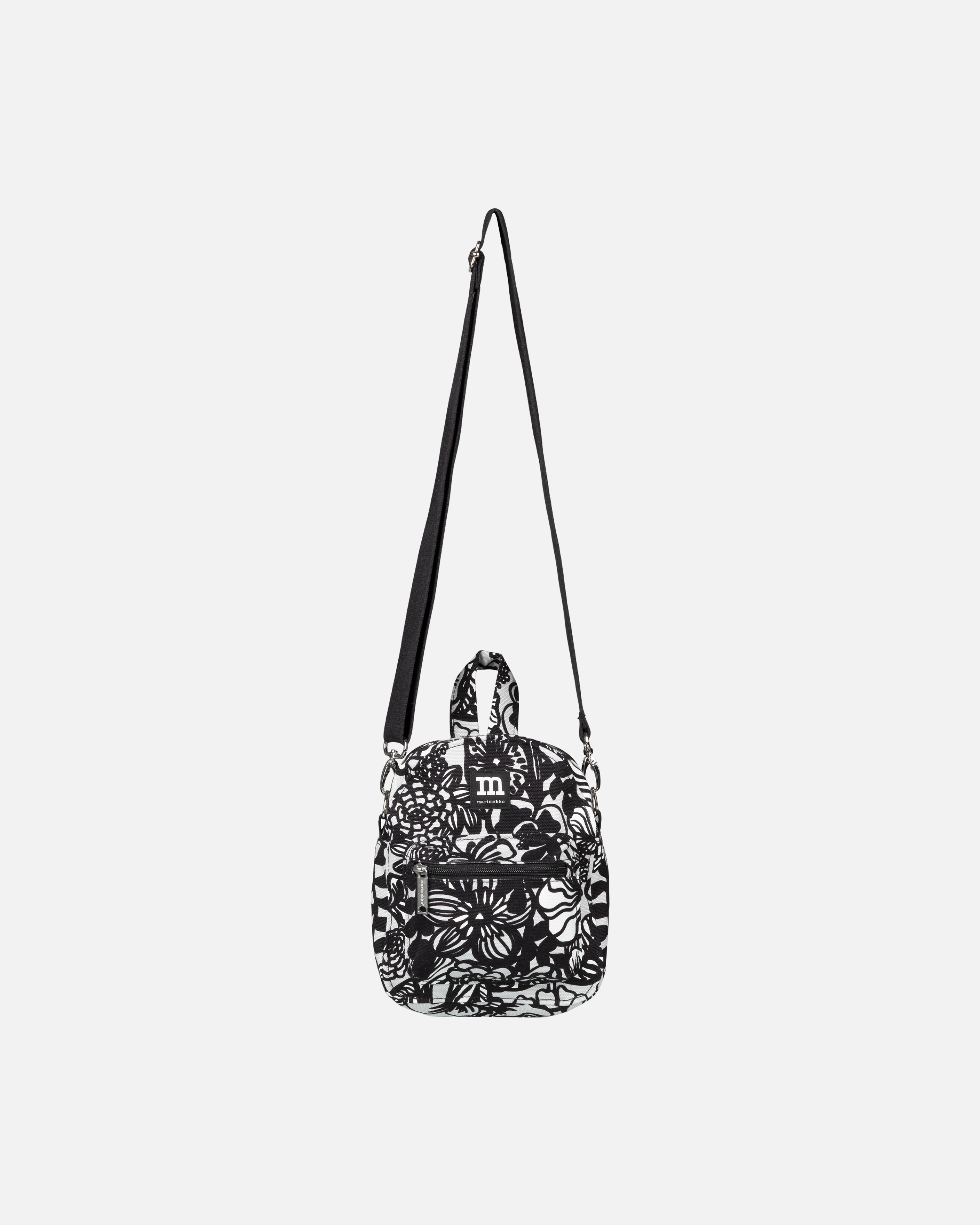 Kaste Auringon alla, Bag, white, black,