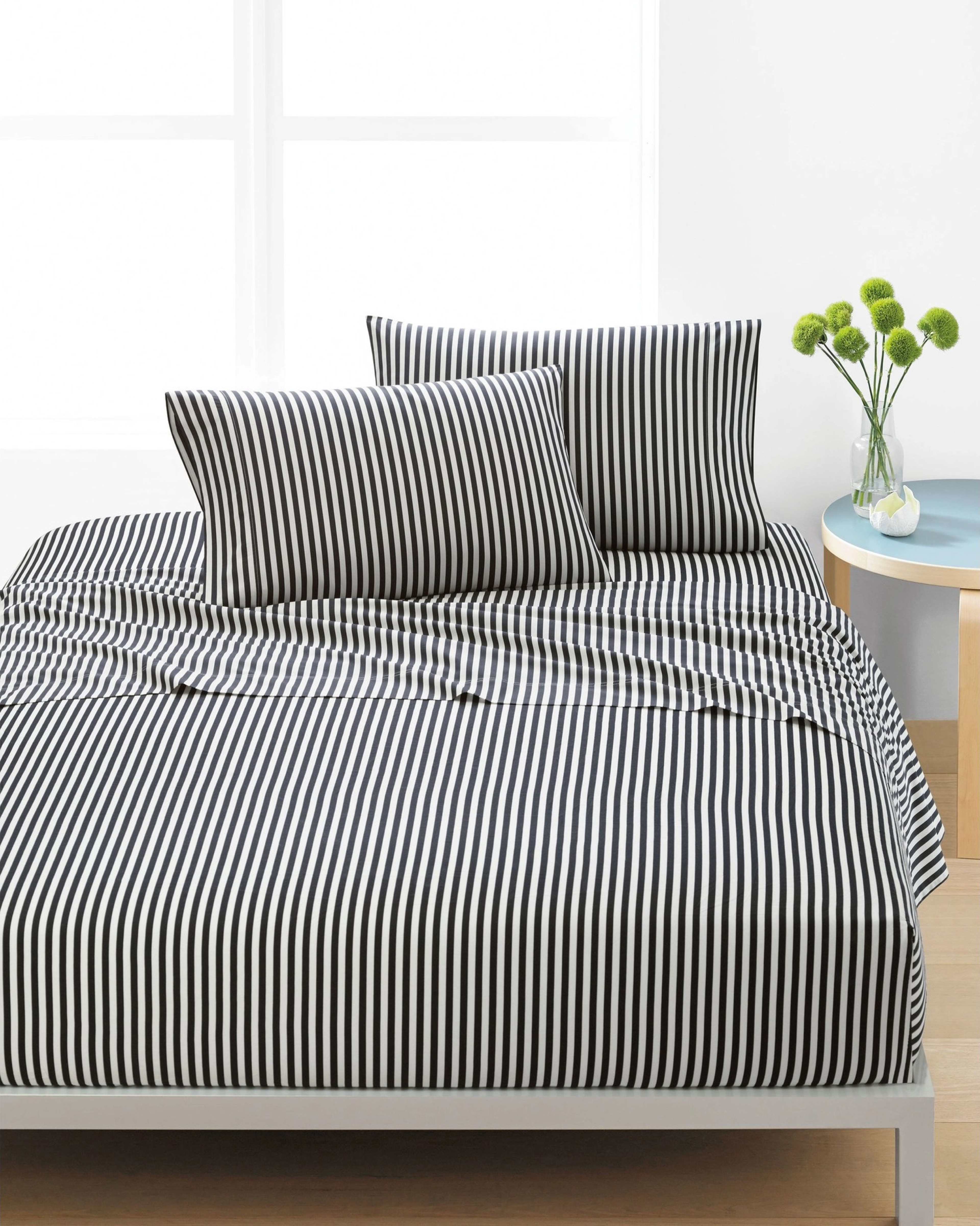 Ajo Queen, Sheet set, white, black,